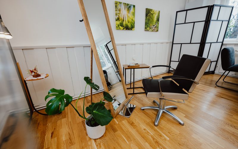 Friseurstudio, Haar im Glück