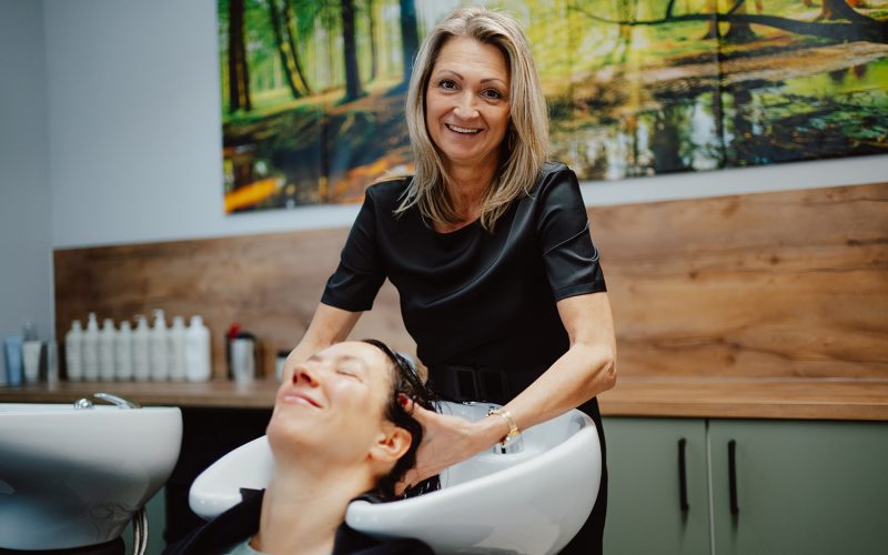 Friseurstudio, Haar im Glück
